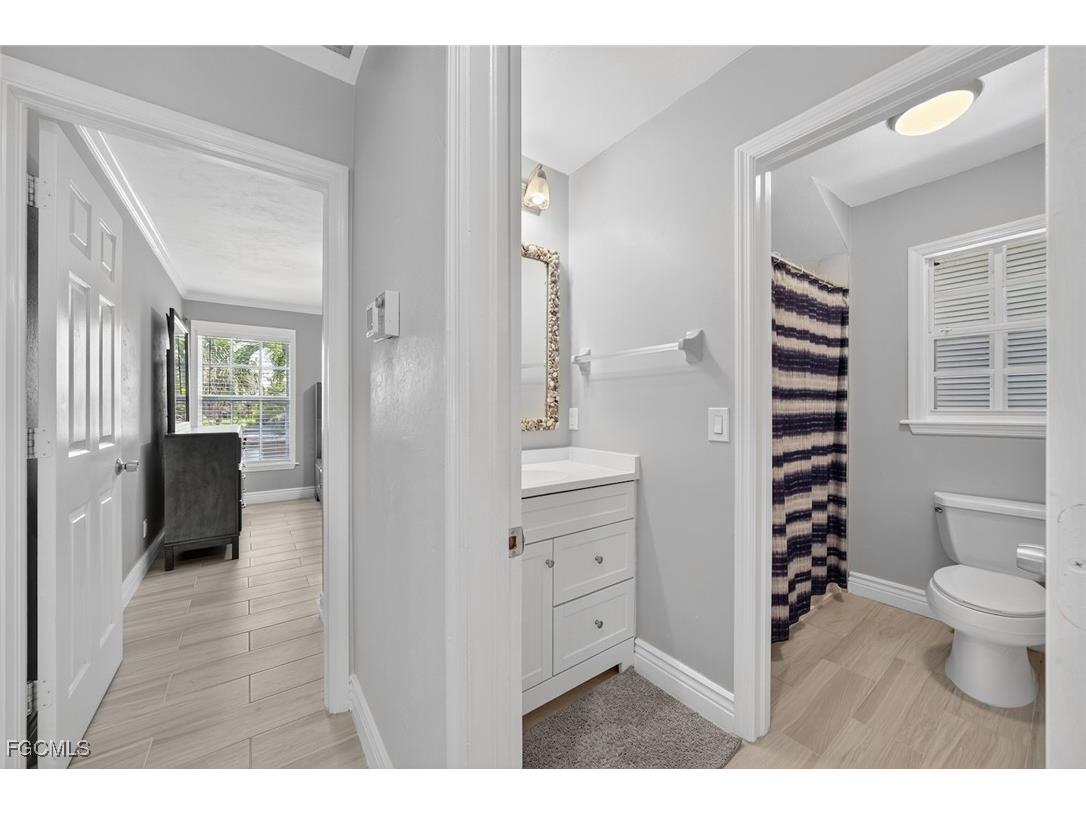 1682 Sabal Palm Drive Sanibel FL 33957 2025009584 image35