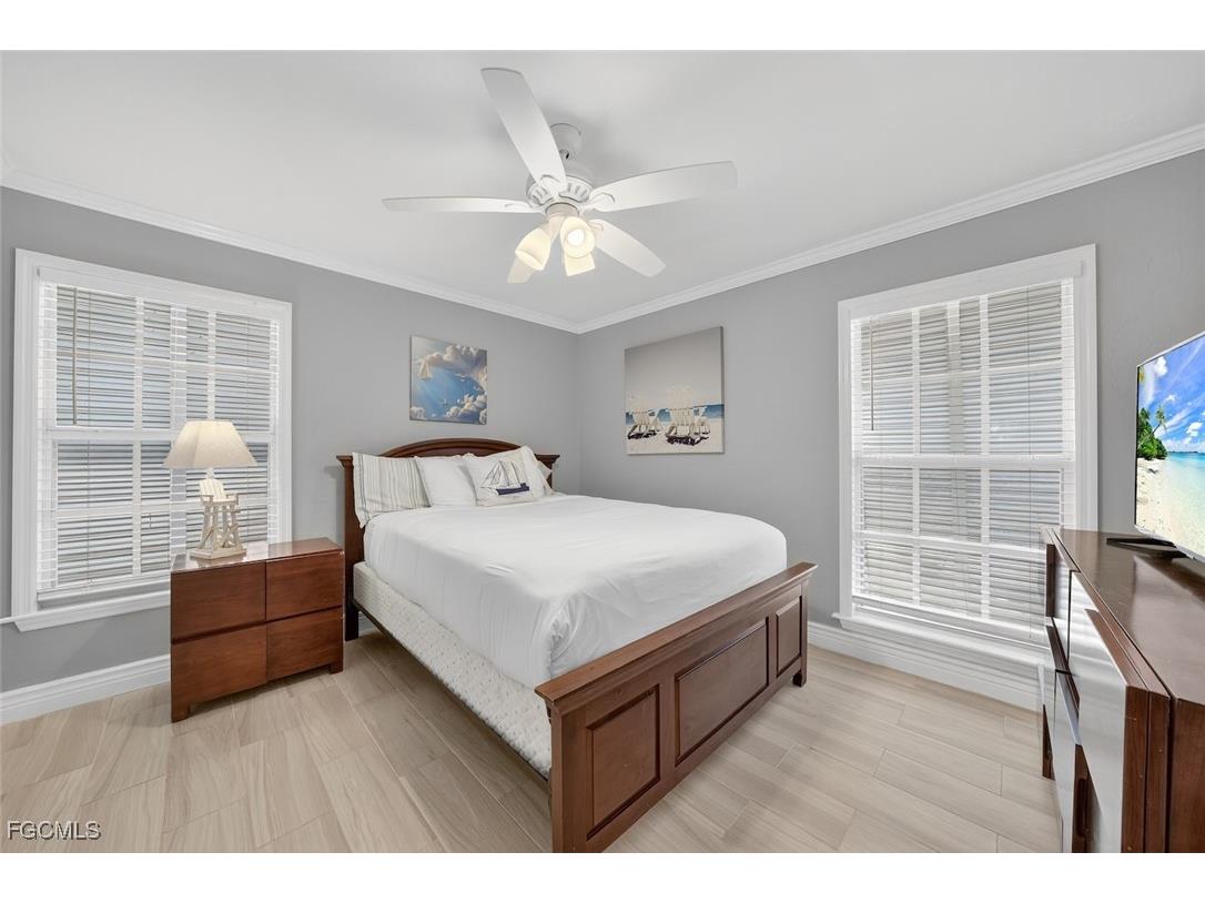 1682 Sabal Palm Drive Sanibel FL 33957 2025009584 image36