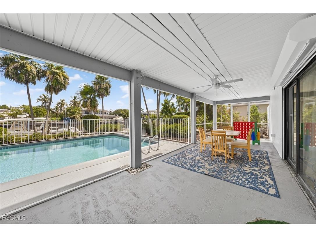 1682 Sabal Palm Drive Sanibel FL 33957 2025009584 image43