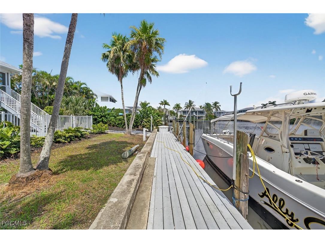 1682 Sabal Palm Drive Sanibel FL 33957 2025009584 image7