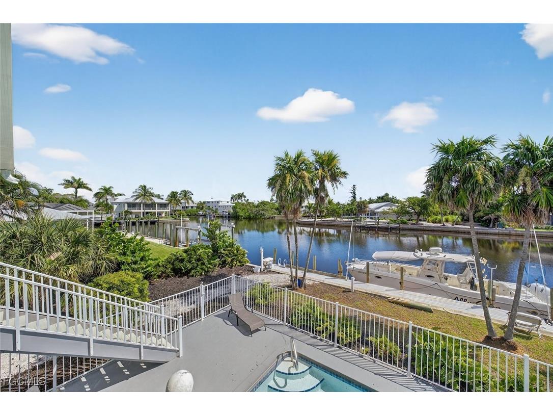 1682 Sabal Palm Drive Sanibel FL 33957 2025009584 image9