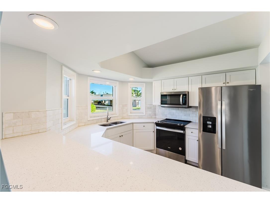 16820 Sanibel Sunset Court #703 Fort Myers FL 33908 2025021834 image10