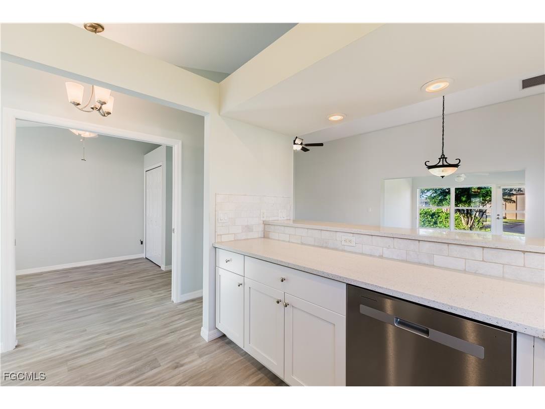 16820 Sanibel Sunset Court #703 Fort Myers FL 33908 2025021834 image9