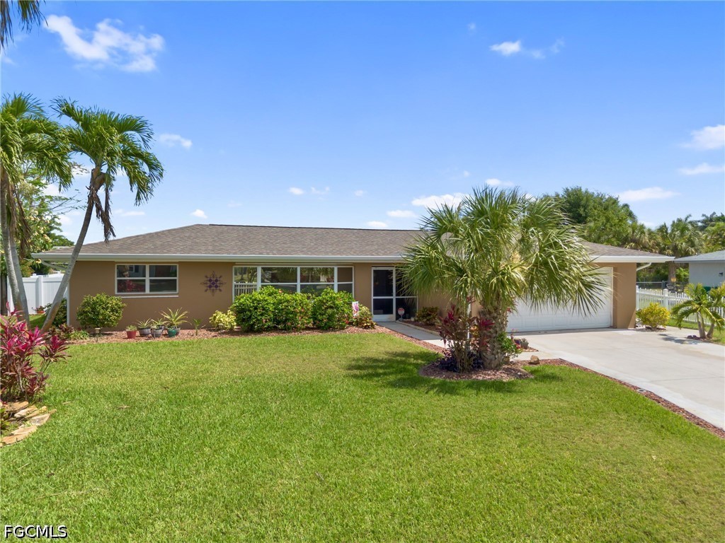 1685 N Hermitage Road Fort Myers FL 33919 2026020051 image1