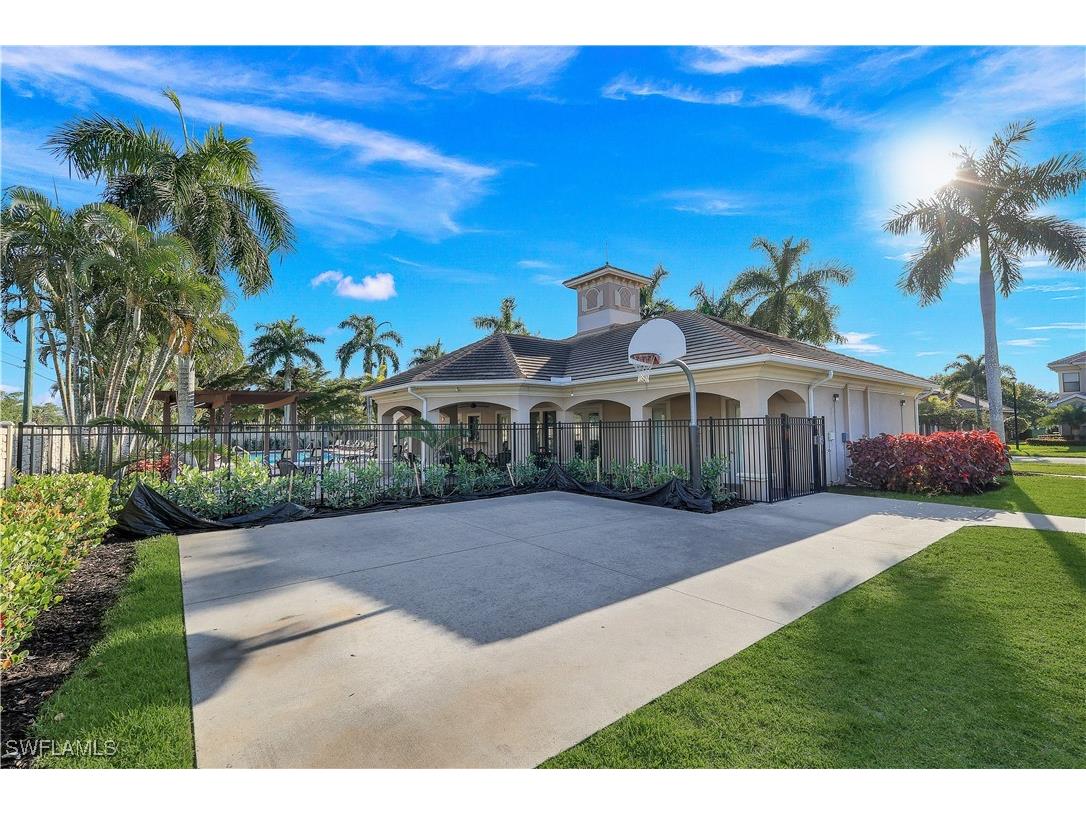 1685 Serrano Circle Naples FL 34105 225073438 image43