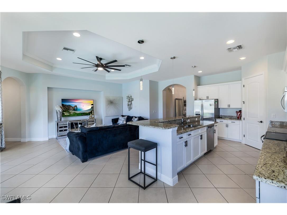 1685 Serrano Circle Naples FL 34105 225073438 image6