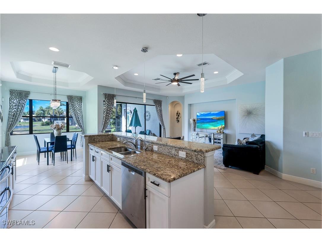 1685 Serrano Circle Naples FL 34105 225073438 image9