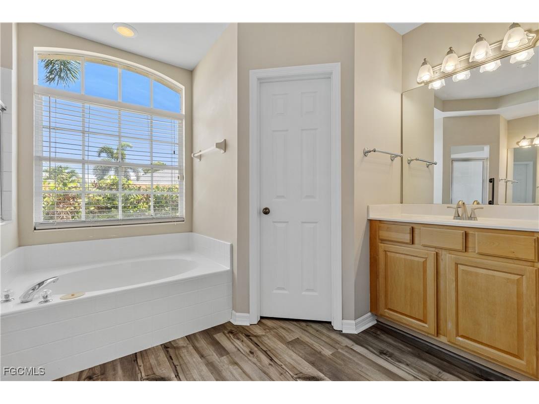 16856 Colony Lakes Boulevard Fort Myers FL 33908 2025003810 image10
