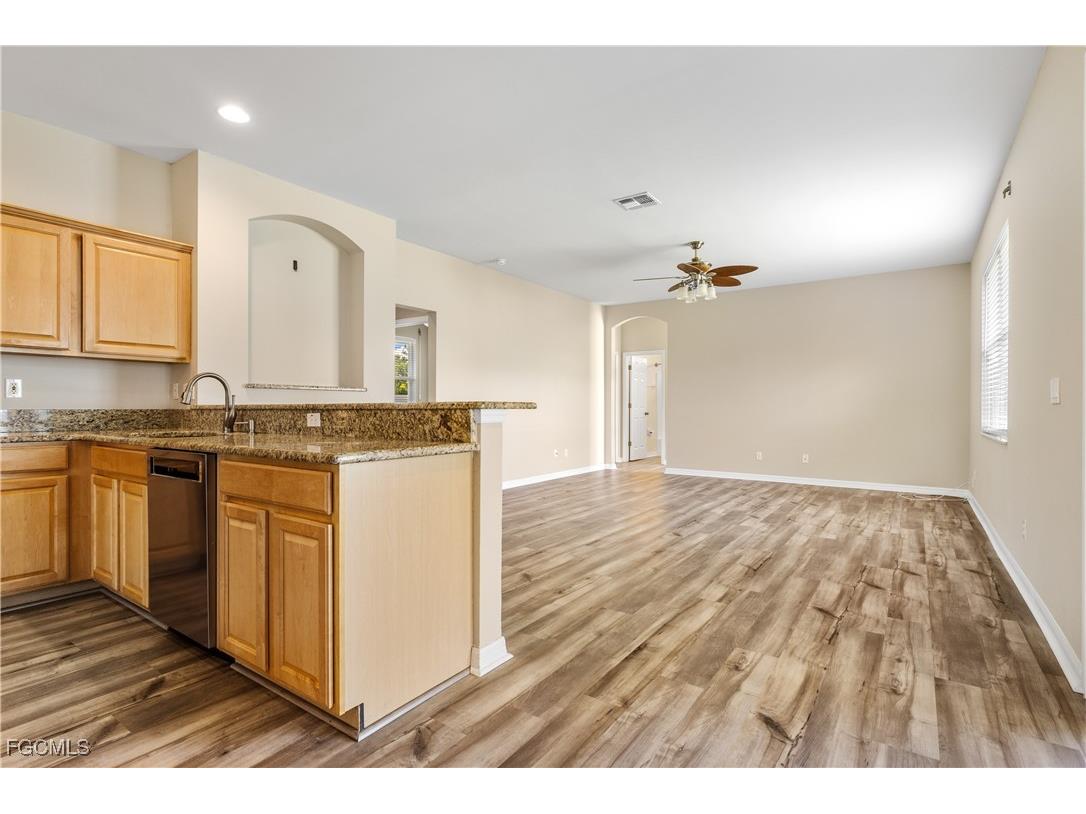 16856 Colony Lakes Boulevard Fort Myers FL 33908 2025003810 image16
