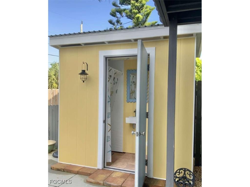 16857 Windcrest Drive Fort Myers FL 33908 2025021078 image29