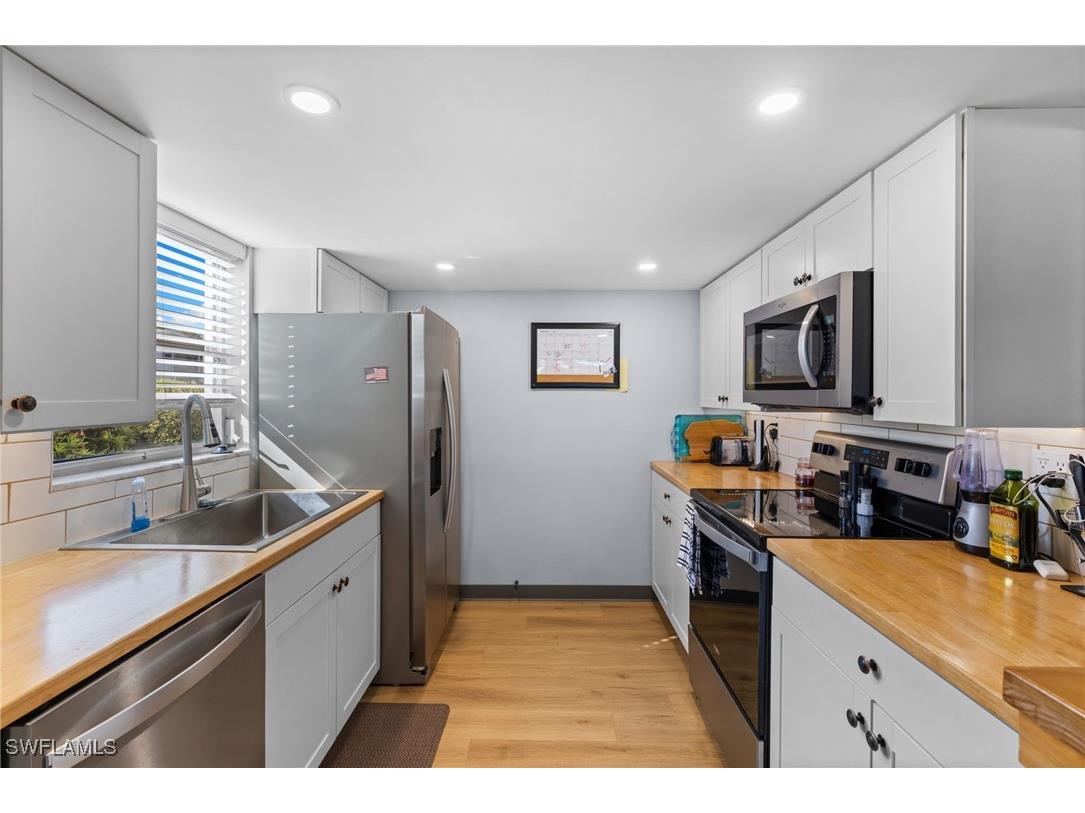 1686 Blue Point Avenue #A1 Naples FL 34102 226002595 image5