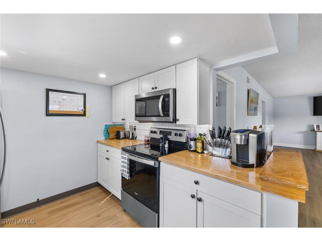 1686 Blue Point Avenue #A1 Naples FL 34102 226002595 image8