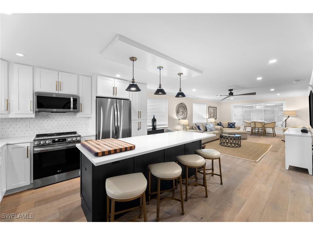 1686 Blue Point Avenue #B1 Naples FL 34102 225076375 image2