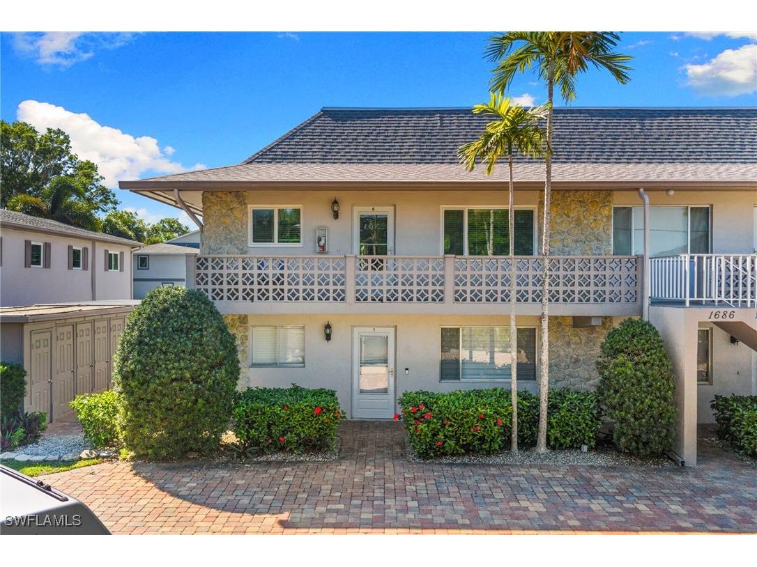 1686 Blue Point Avenue #B1 Naples FL 34102 225076375 image20