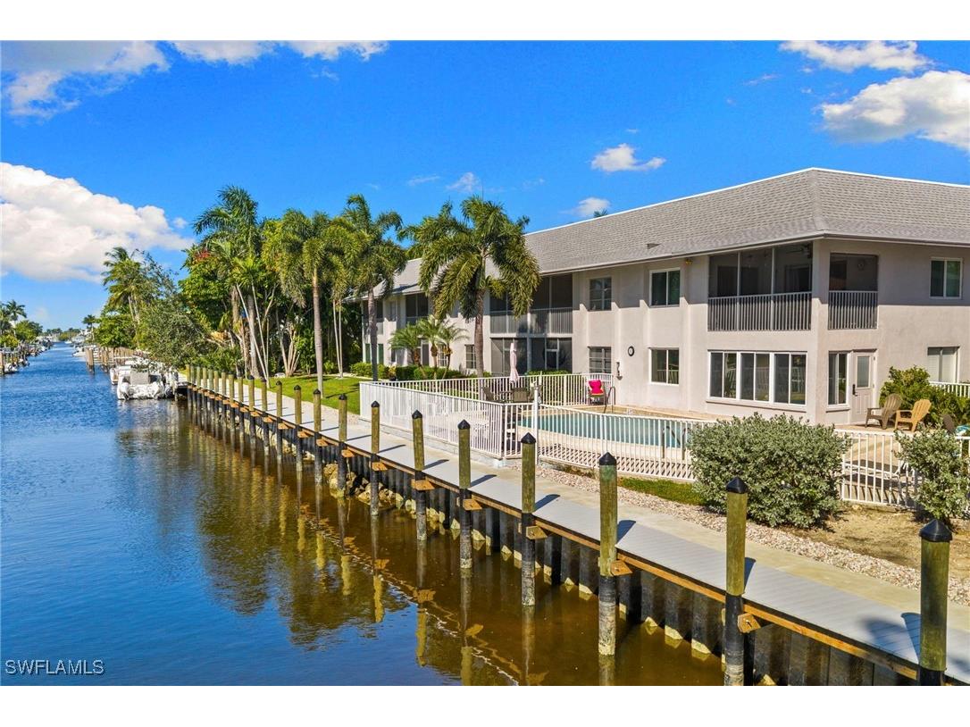 1686 Blue Point Avenue #B1 Naples FL 34102 225076375 image31