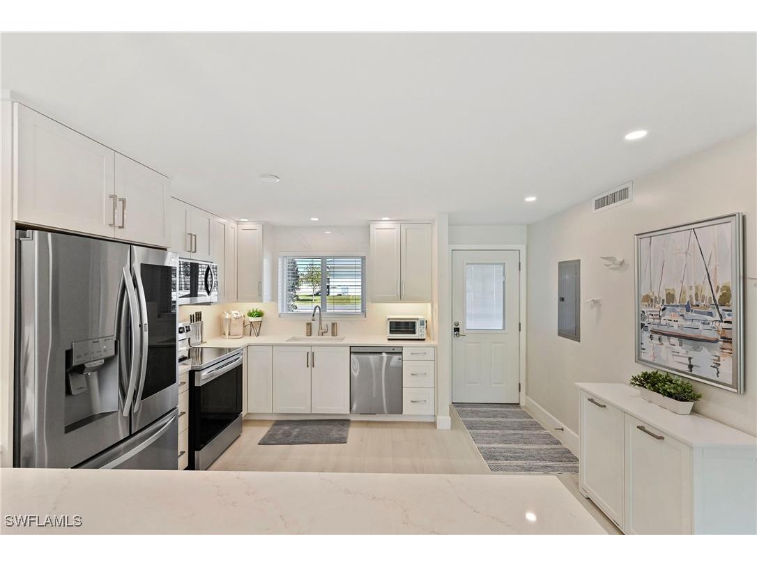 1686 Blue Point Avenue #B5 Naples FL 34102 225075368 image10