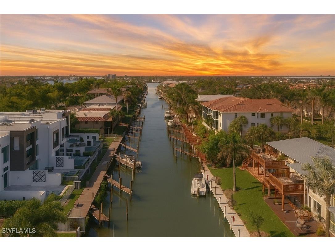 1686 Blue Point Avenue #B5 Naples FL 34102 225075368 image2