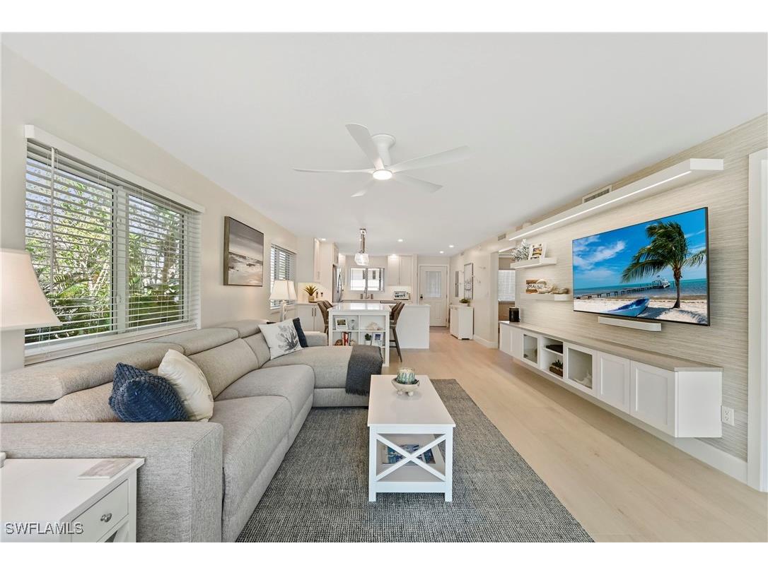 1686 Blue Point Avenue #B5 Naples FL 34102 225075368 image23