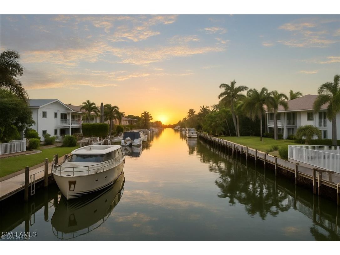 1686 Blue Point Avenue #B5 Naples FL 34102 225075368 image3