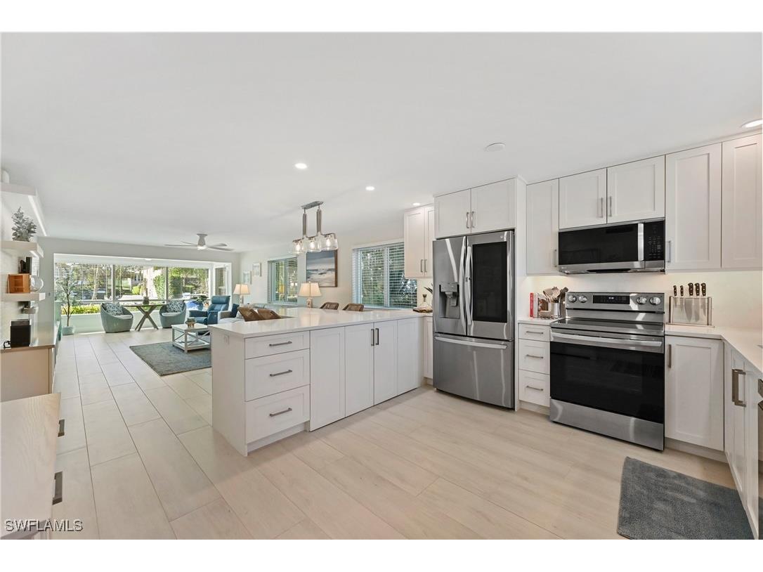 1686 Blue Point Avenue #B5 Naples FL 34102 225075368 image7