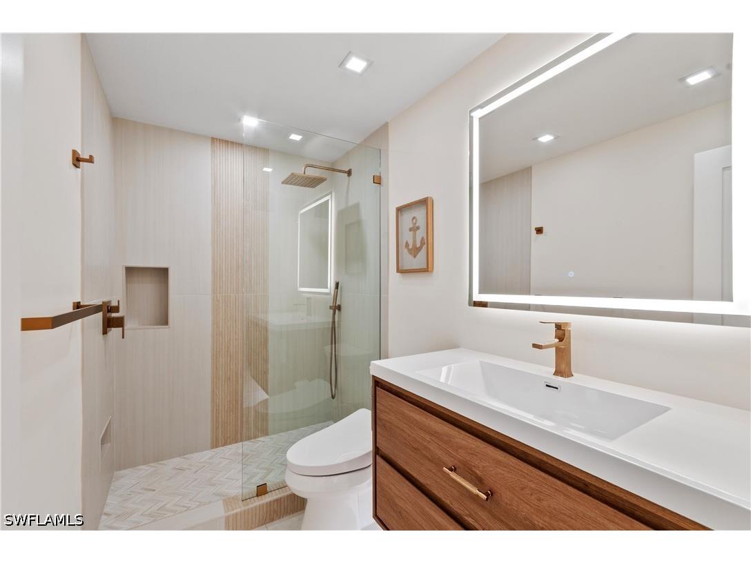 1686 Blue Point Avenue #B9 Naples FL 34102 226023354 image27