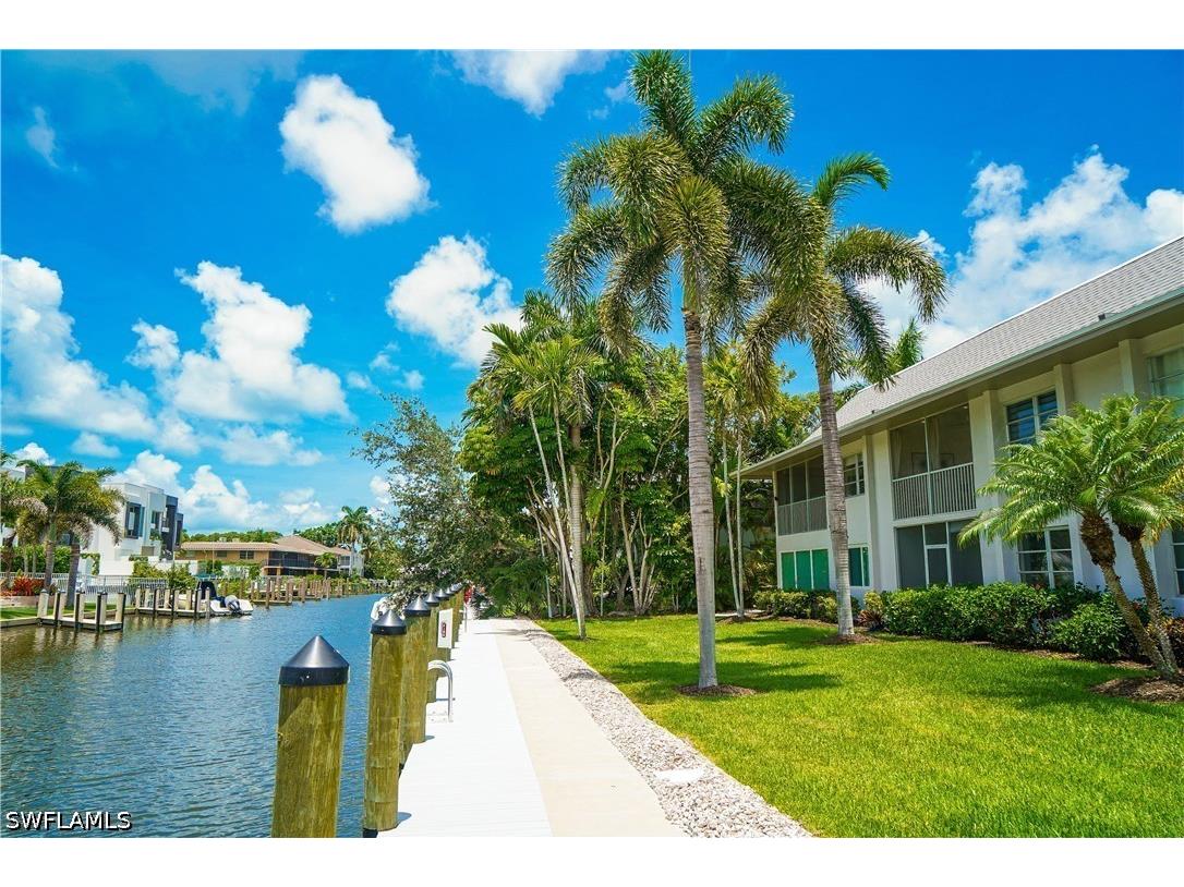 1686 Blue Point Avenue #B9 Naples FL 34102 226023354 image29