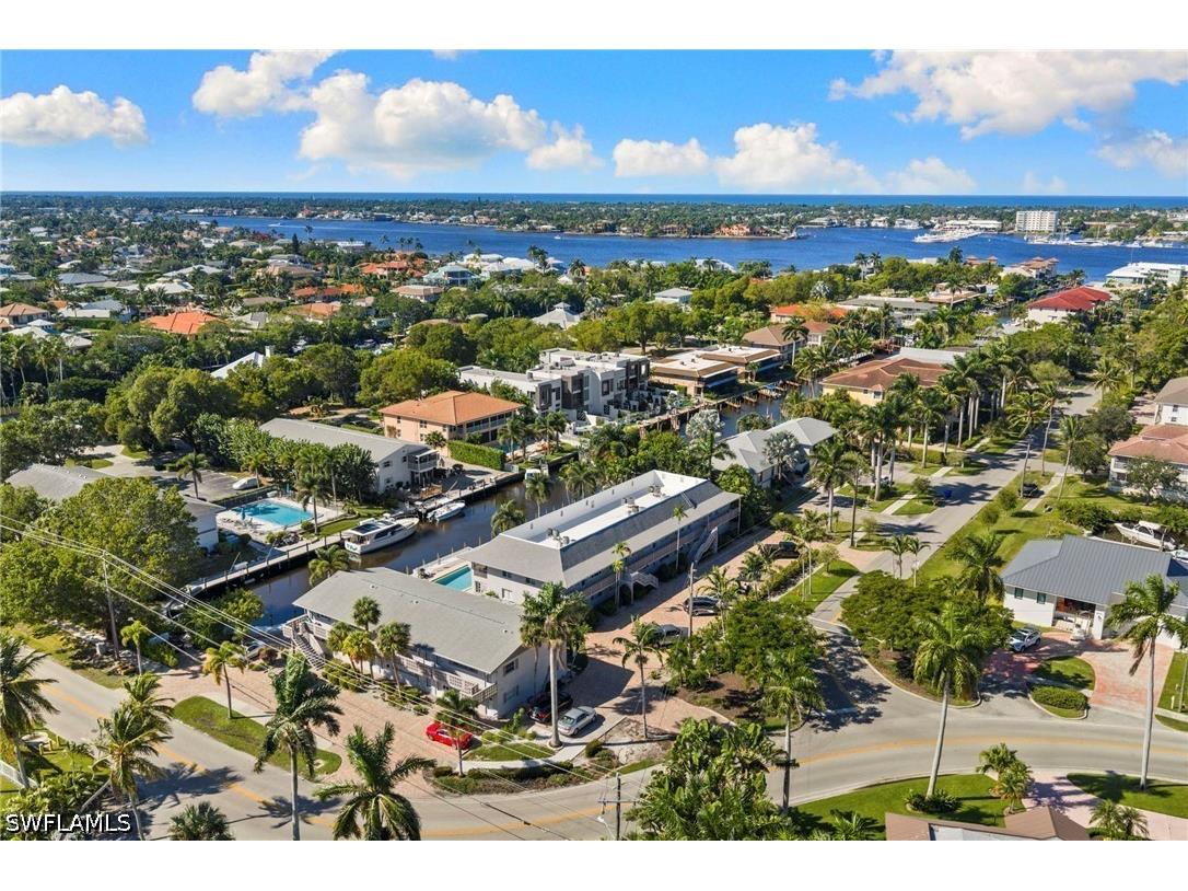 1686 Blue Point Avenue #B9 Naples FL 34102 226023354 image35