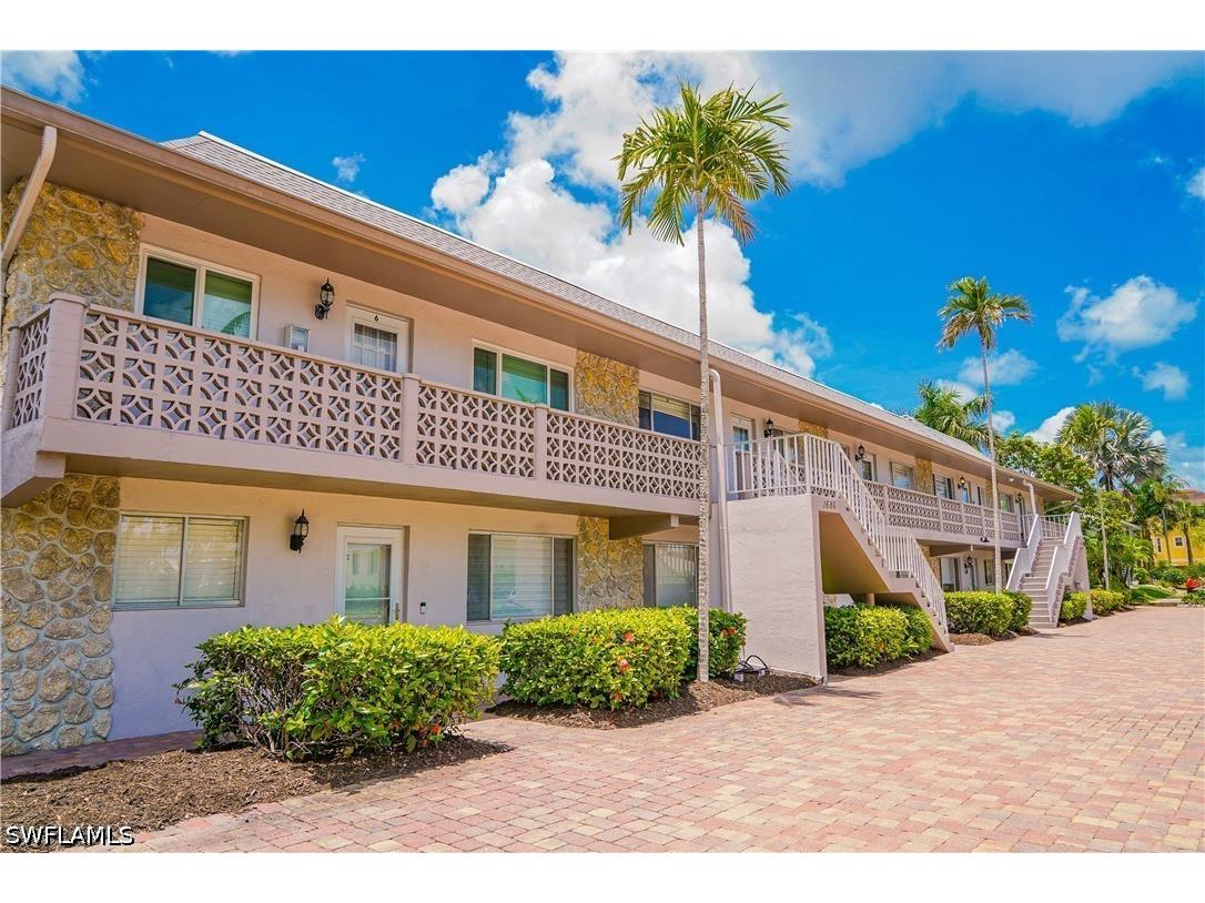 1686 Blue Point Avenue #B9 Naples FL 34102 226023354 image38