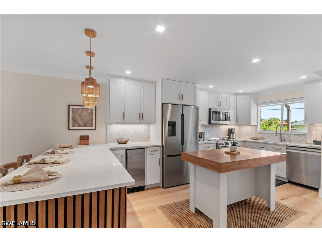 1686 Blue Point Avenue #B9 Naples FL 34102 226023354 image8