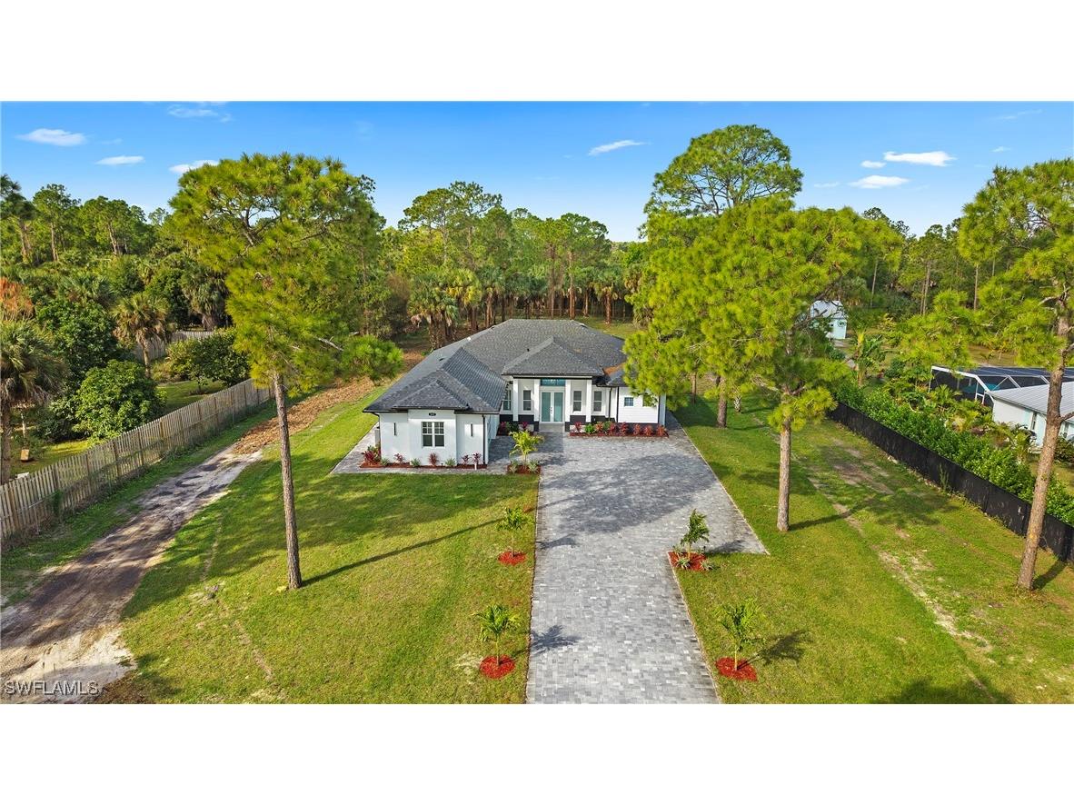 1687 19th Street SW Naples FL 34117 226004421 image1