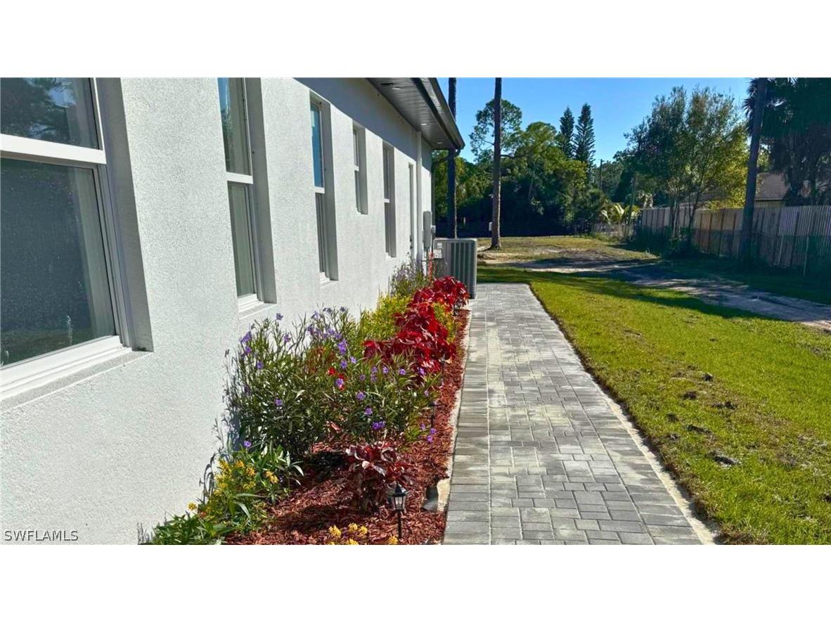 1687 19th Street SW Naples FL 34117 226004421 image40