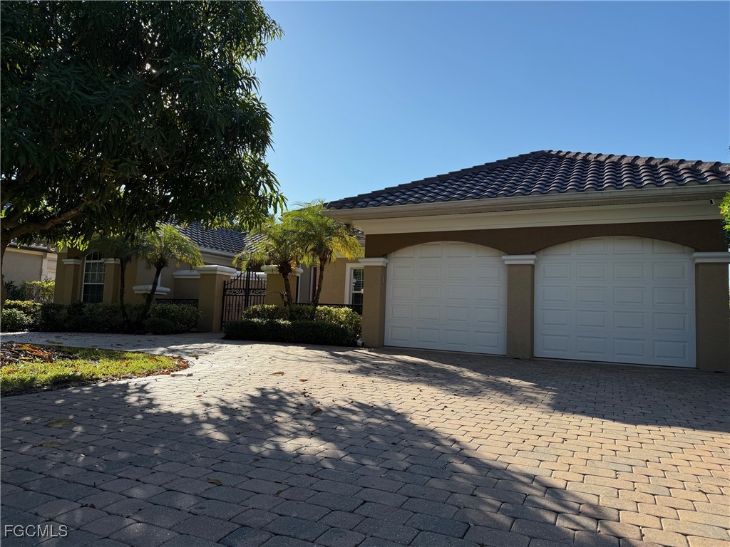 1687 Mcgregor Reserve Drive Fort Myers FL 33901 2025021609 image3