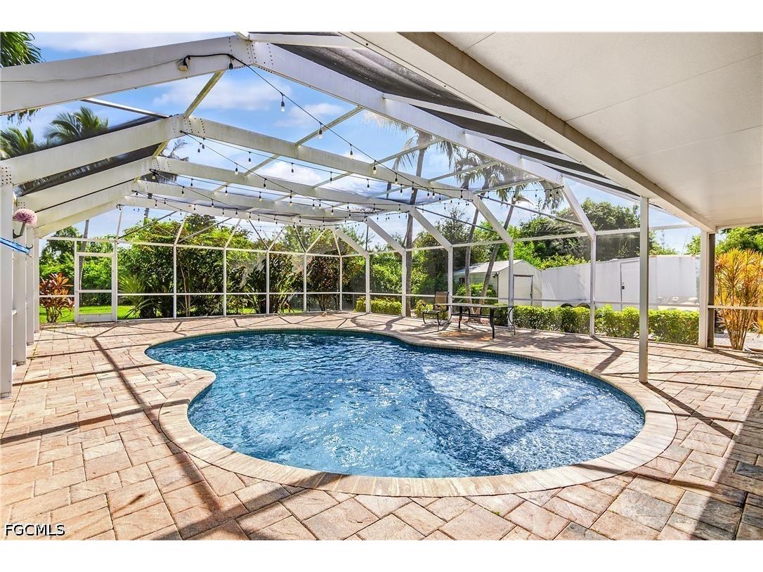 1687 N Flossmoor Road Fort Myers FL 33919 2026017076 image1