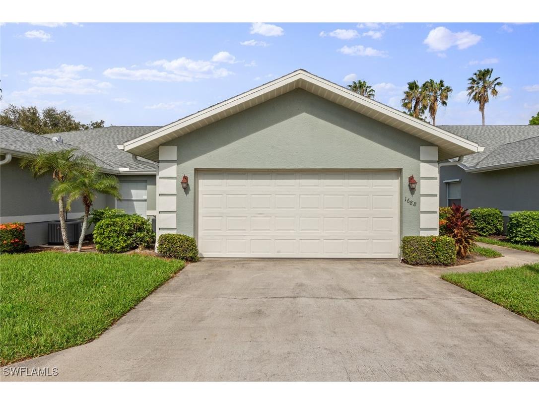 1688 Royal Circle #402 Naples FL 34112 224089410 image1