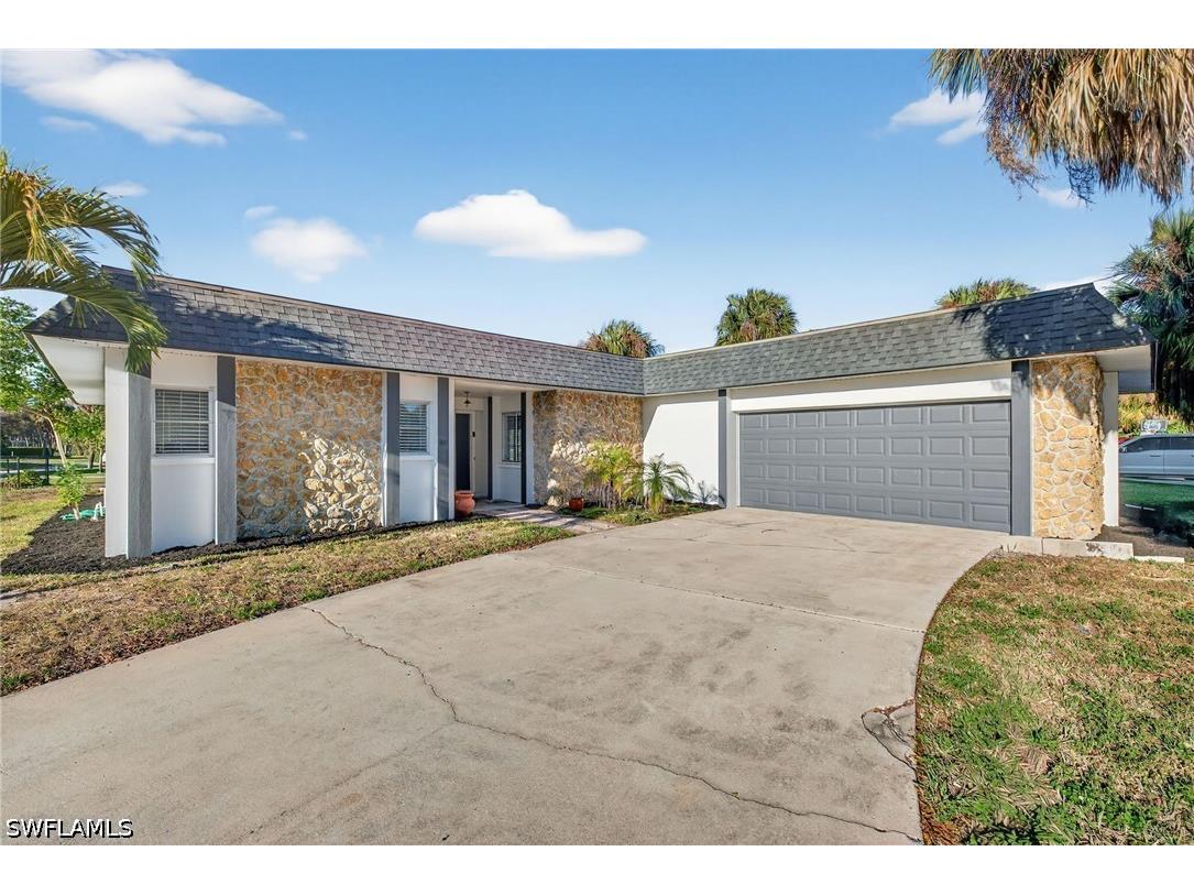 1688 Saint Clair Avenue E North Fort Myers FL 33903 226019958 image5