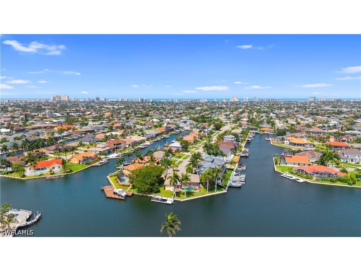 1688 Villa Court Marco Island FL 34145 226020931 image3