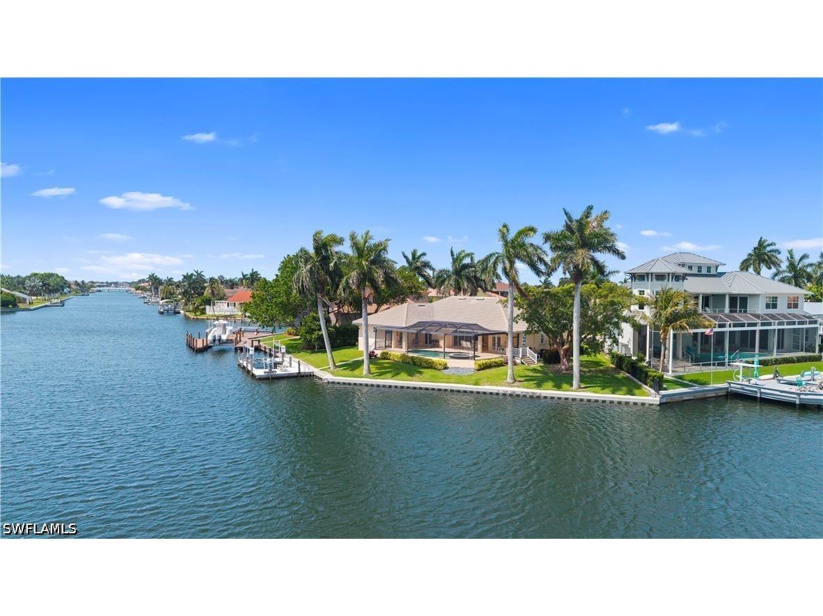 1688 Villa Court Marco Island FL 34145 226020931 image4
