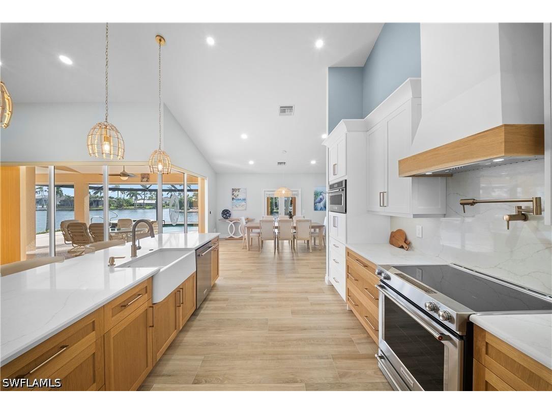 1688 Villa Court Marco Island FL 34145 226020931 image7