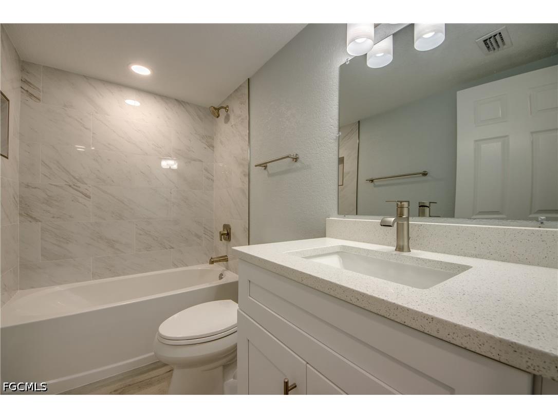 16881 Davis Road #116 Fort Myers FL 33908 2026015737 image35