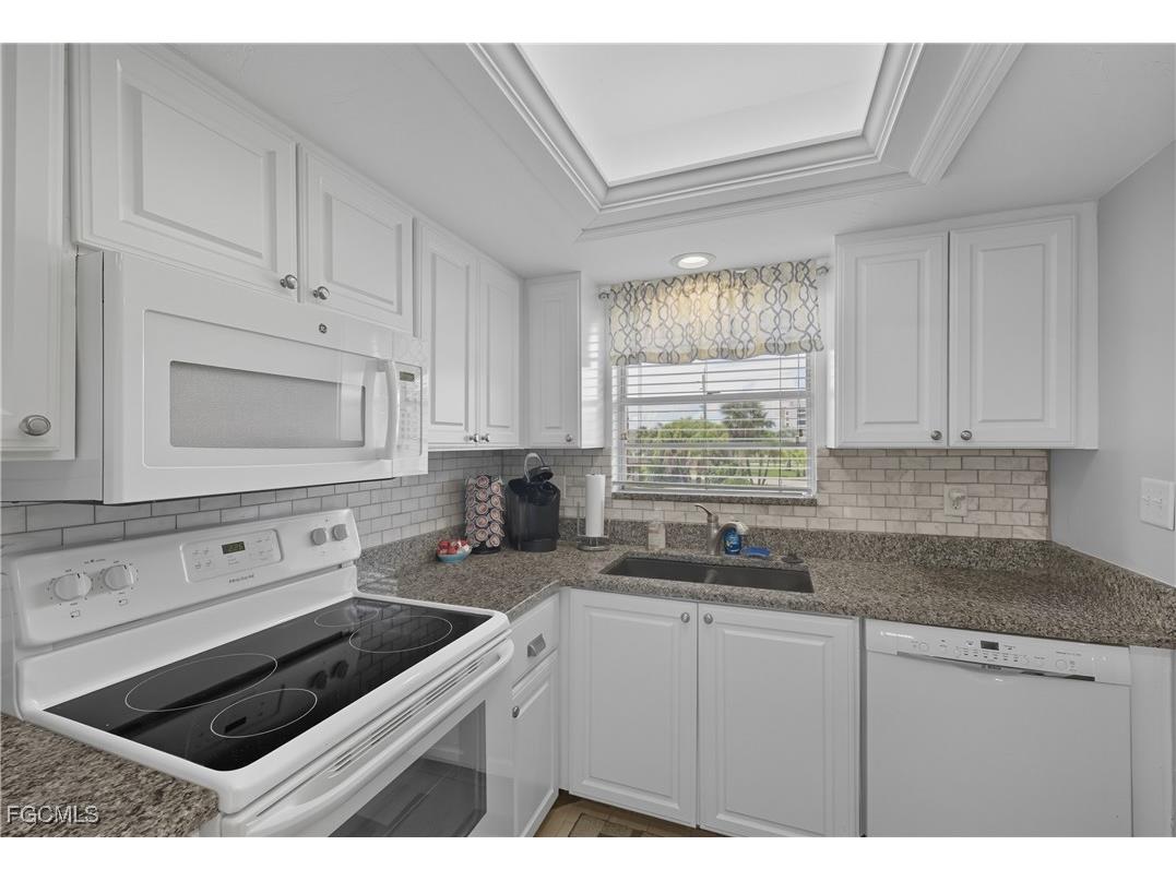 16881 Davis Road #126 Fort Myers FL 33908 2025009093 image6