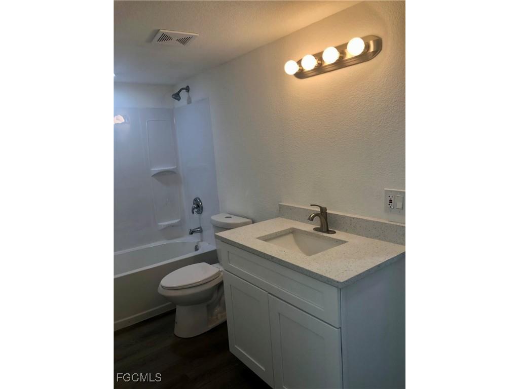 16881 Davis Road #214 Fort Myers FL 33908 2025017220 image25