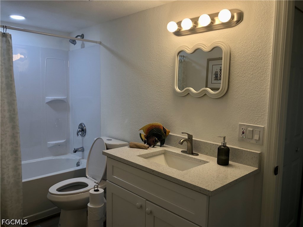 16881 Davis Road #214 Fort Myers FL 33908 2026018805 image18