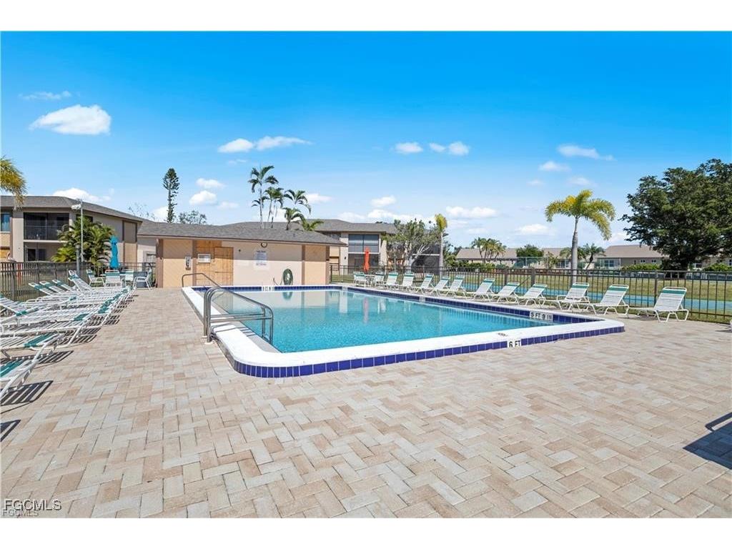 16881 Davis Road #414 Fort Myers FL 33908 2025012082 image16