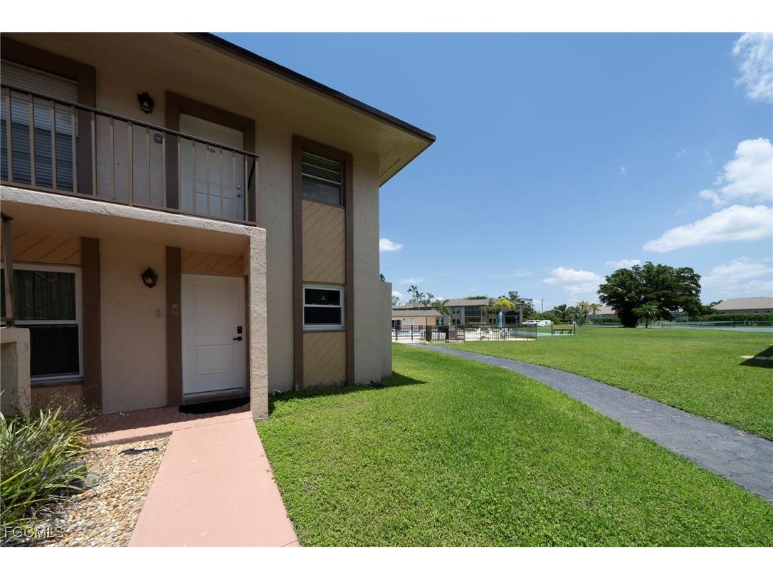 16881 Davis Road #716 Fort Myers FL 33908 2025021849 image2