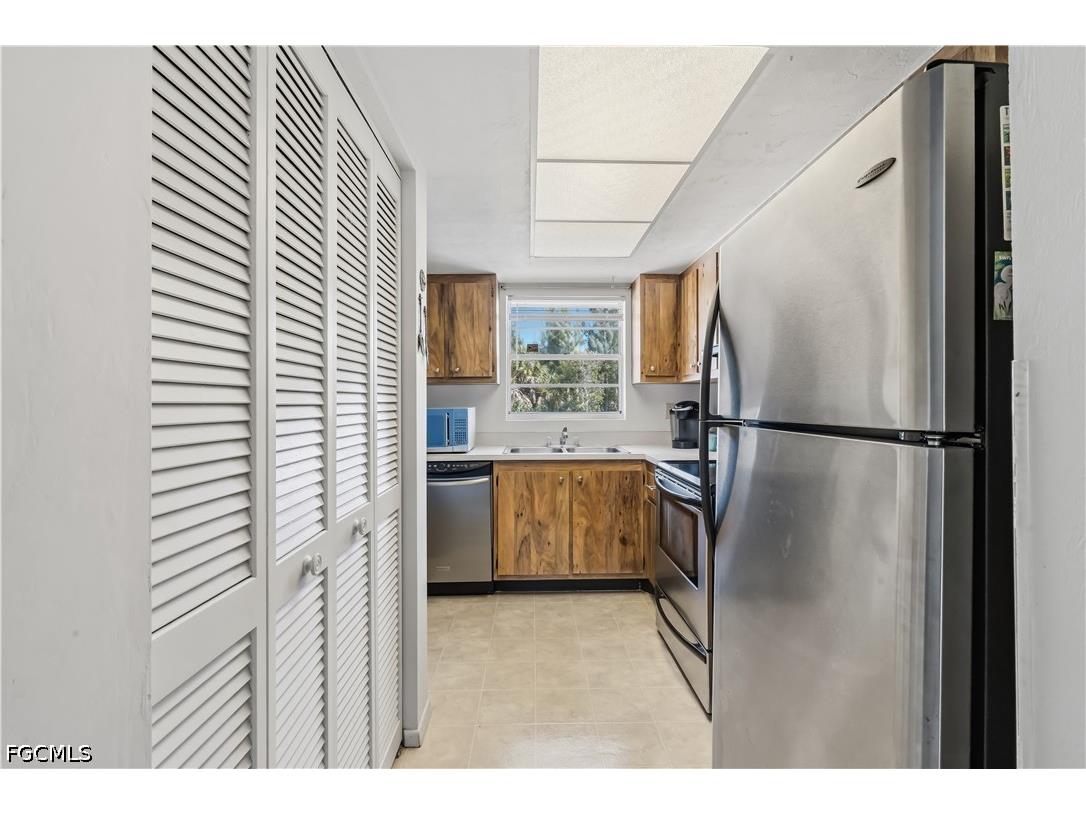 16881 Davis Road #723 Fort Myers FL 33908 2026019556 image16