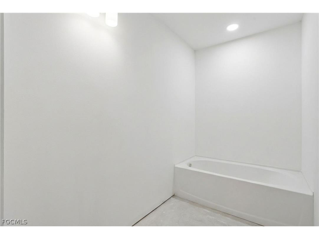 16881 Davis Road #911 Fort Myers FL 33908 2026007578 image15