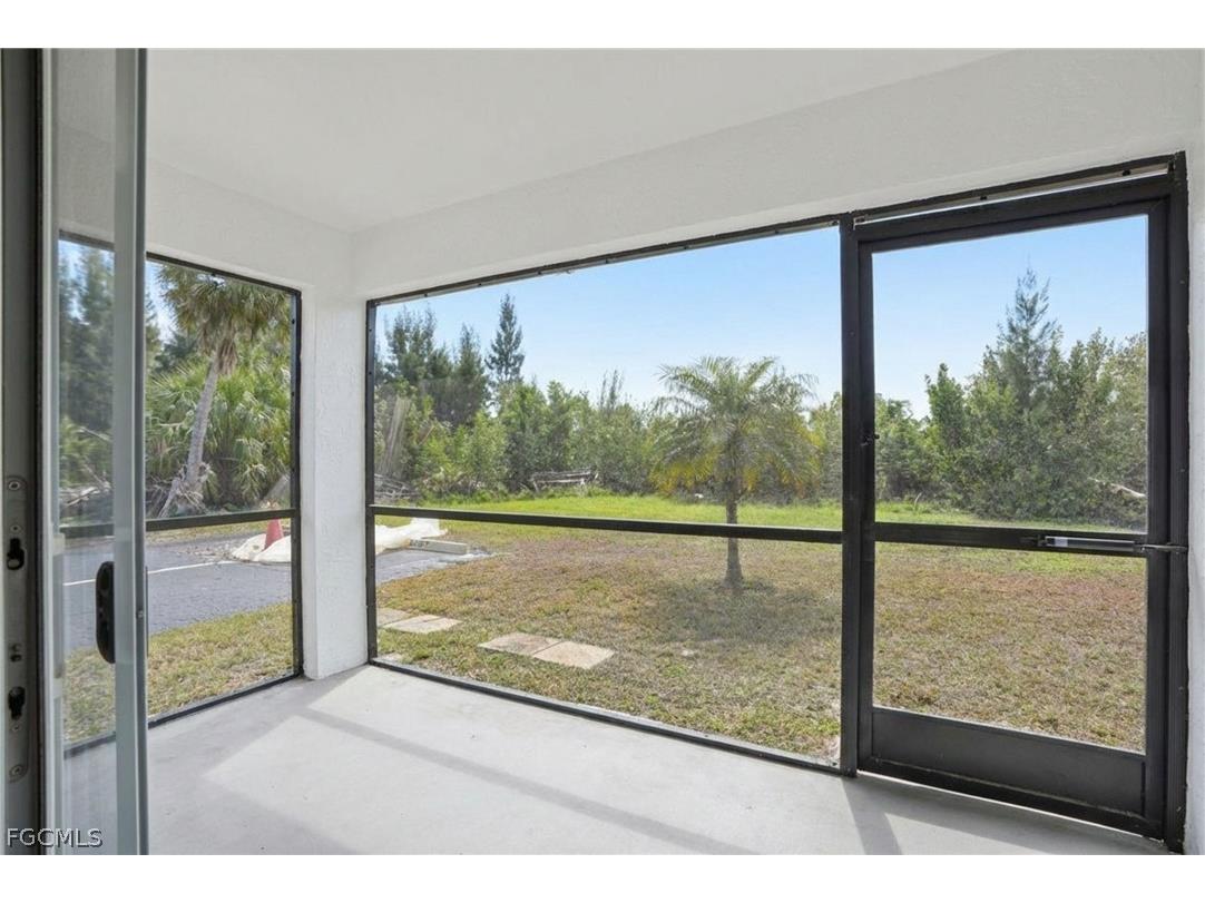 16881 Davis Road #911 Fort Myers FL 33908 2026007578 image18