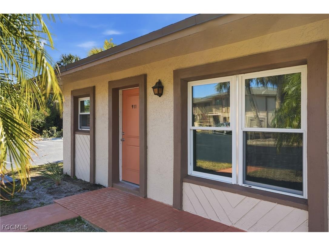 16881 Davis Road #911 Fort Myers FL 33908 2026007578 image2