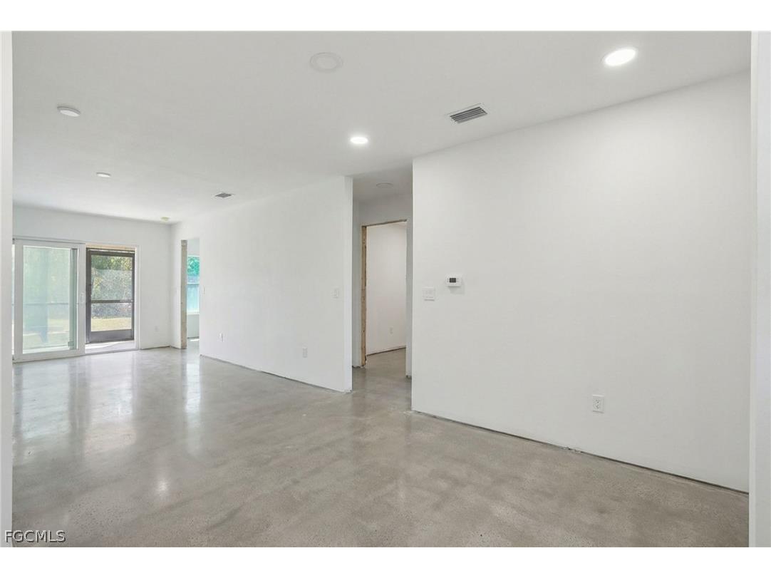 16881 Davis Road #911 Fort Myers FL 33908 2026007578 image7