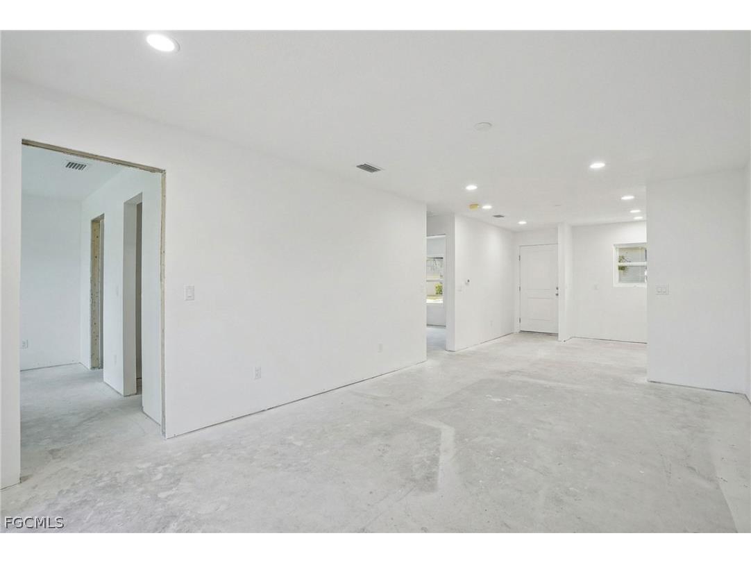 16881 Davis Road #911 Fort Myers FL 33908 2026007578 image9